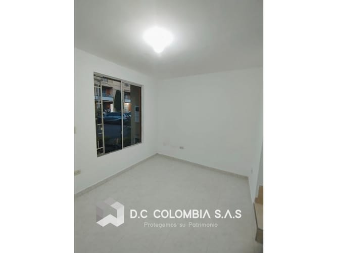 Casa de 4 alcobas en venta en Ub. Portal Del Molino, Piedecuesta, 106 m² · foto 3 de 13