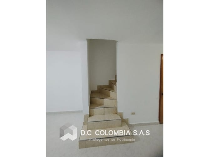 Casa de 4 alcobas en venta en Ub. Portal Del Molino, Piedecuesta, 106 m² · foto 4 de 13