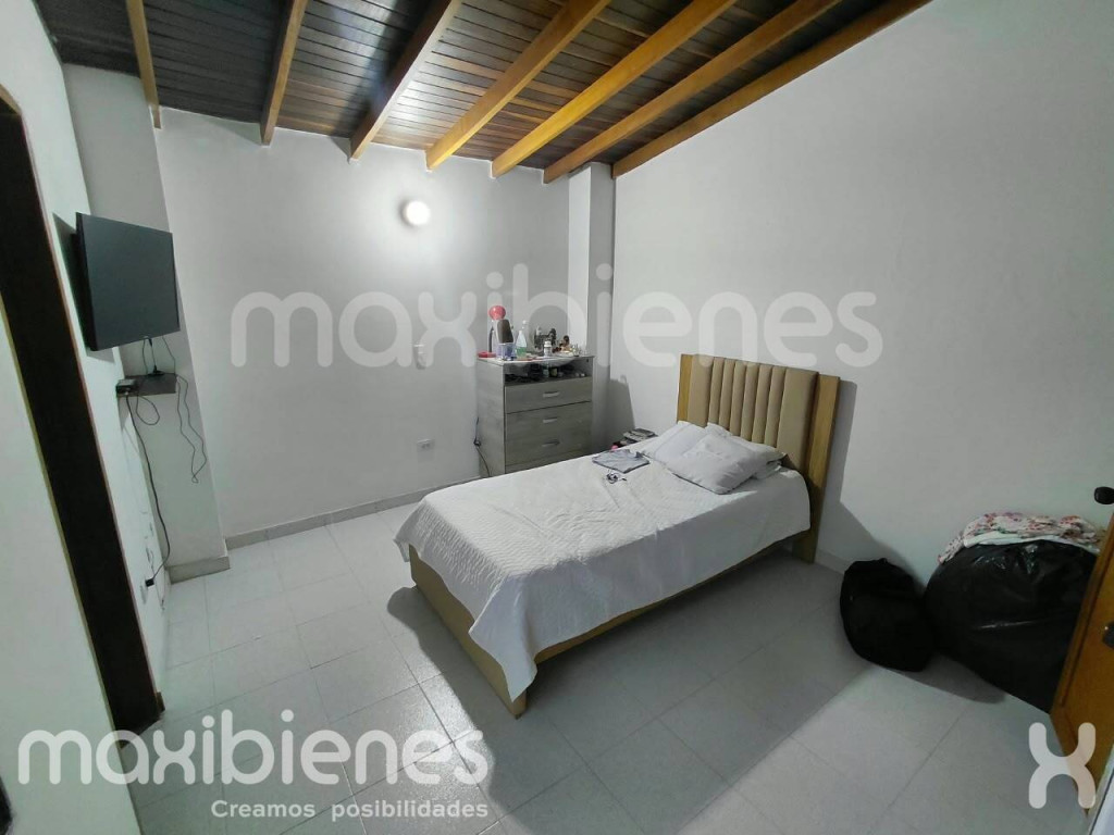 Apartamento en venta en Restrepo Naranjo, Envigado · foto 6 de 12