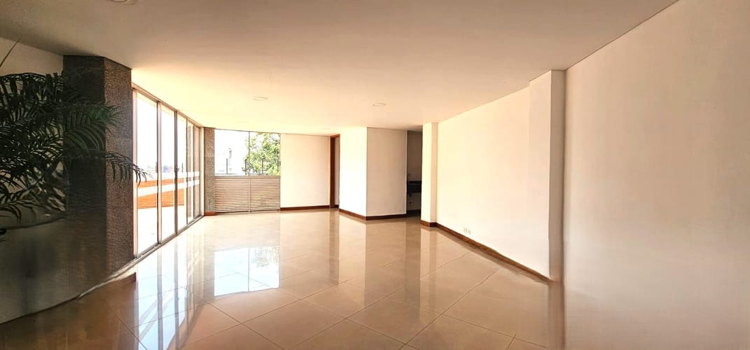 Apartamento de 4 alcobas en venta en Juanambu, Cali, 169 m² · foto 4 de 24