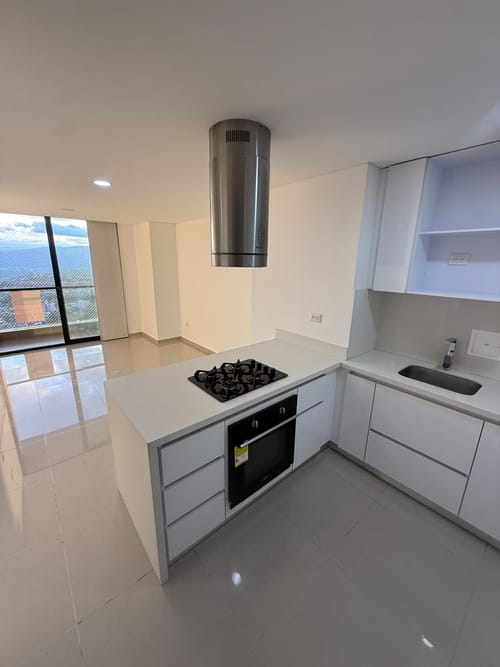 Apartamento de 3 alcobas en venta en Puerta Del Sol, Bucaramanga, 78 m² · foto 2 de 15