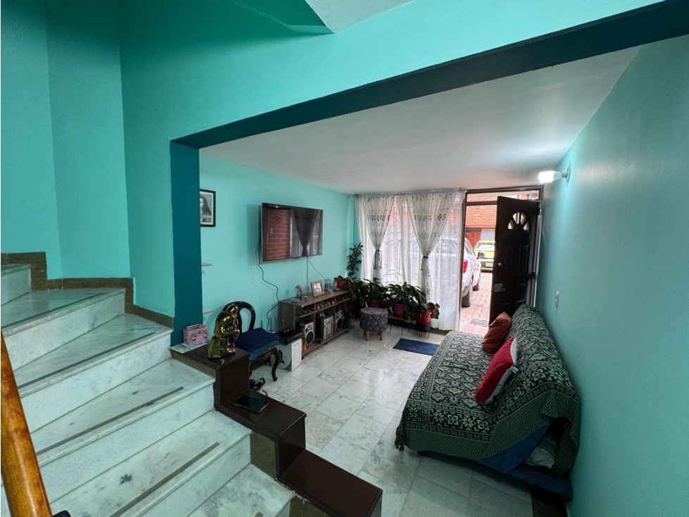 Casa en venta en Portales Del Norte, Bogotá · foto 5 de 23