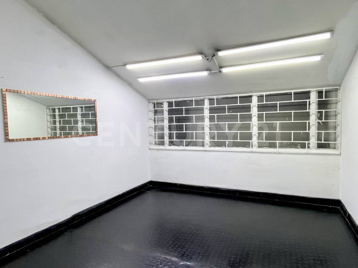 Casa en venta en Barrios Unidos, Bogotá · foto 8 de 13