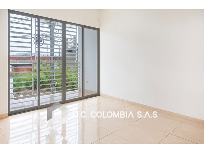 Casa de 3 alcobas en venta en Cn. Brisas De Farallones, Jamundí, 149 m² · foto 6 de 8
