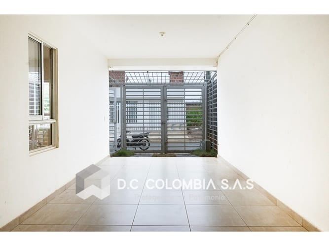 Casa de 3 alcobas en venta en Cn. Brisas De Farallones, Jamundí, 149 m² · foto 7 de 8