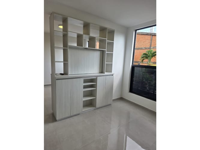 Apartaestudio en venta en El Refugio, Cali, 32 m² · foto 2 de 18
