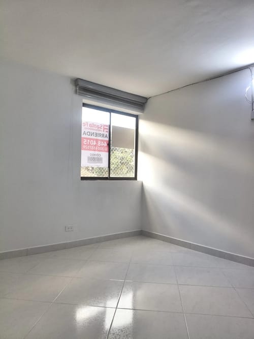 Apartamento de 3 alcobas en arriendo en Cristobal, Medellín, 120 m² · foto 9 de 10
