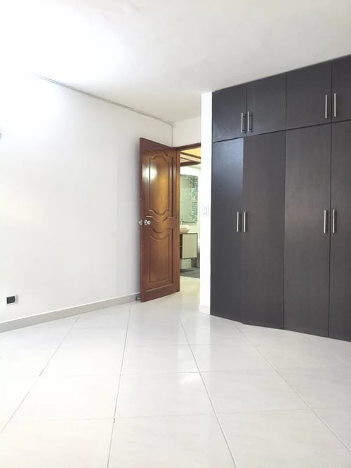 Apartamento de 3 alcobas en arriendo en Cristobal, Medellín, 120 m² · foto 10 de 10