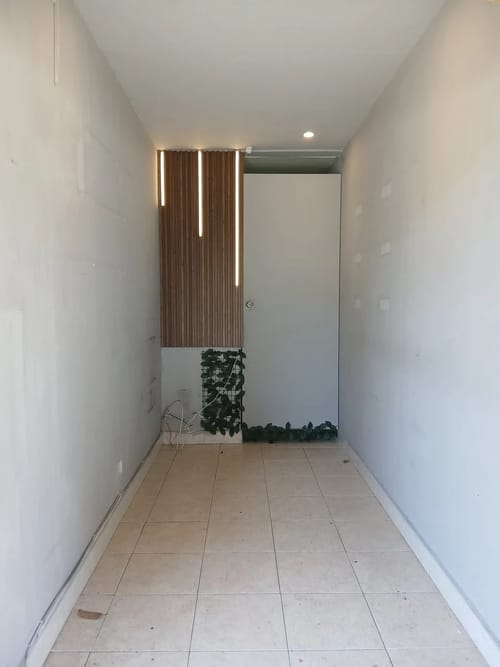 Local en arriendo en El Chagualo, Medellín, 10 m² · foto 4 de 7