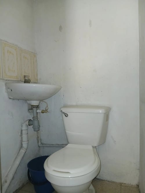 Local en arriendo en El Chagualo, Medellín, 10 m² · foto 7 de 7