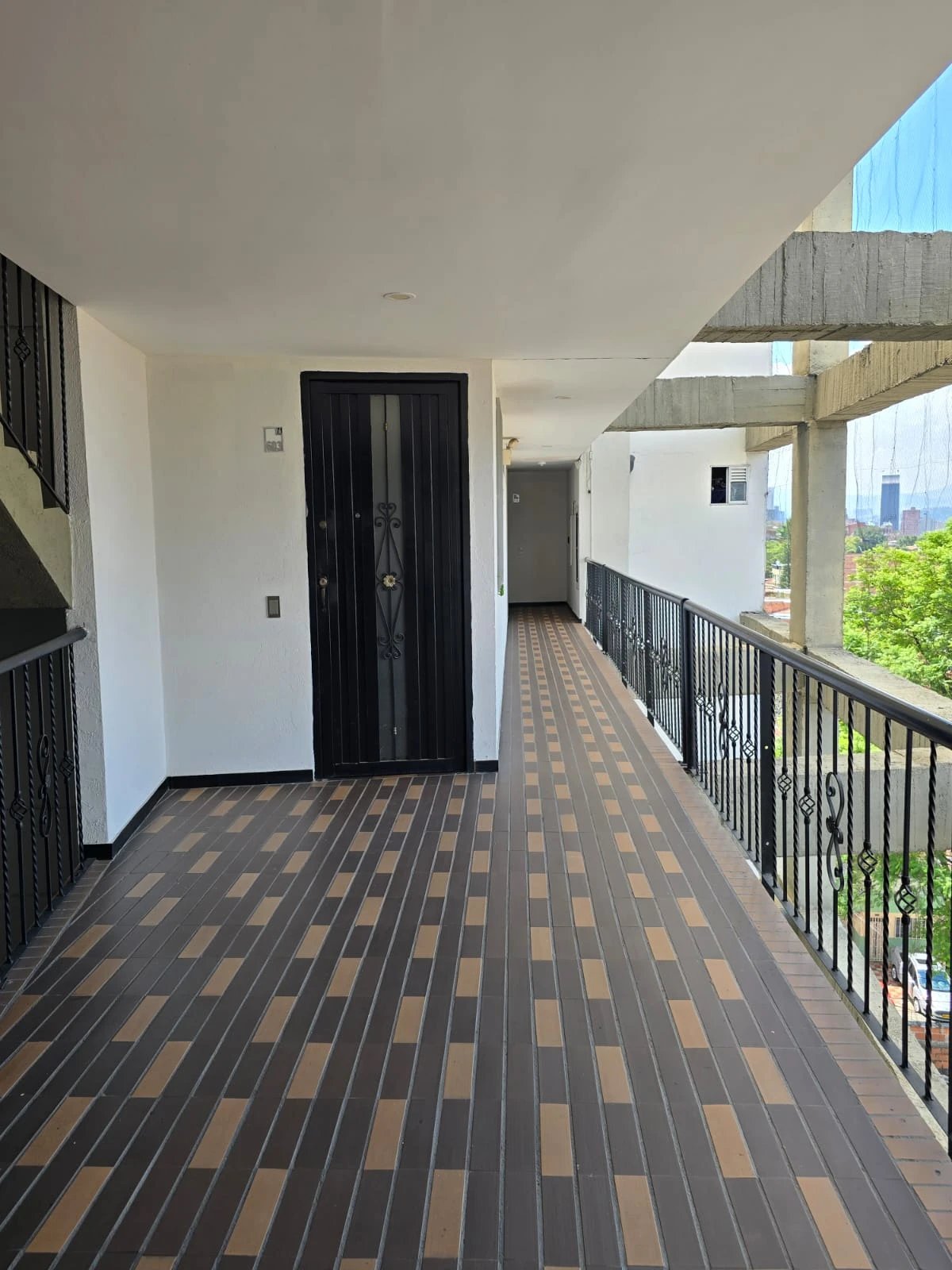 Apartamento en venta en Campo Valdes No.1, Medellín · foto 9 de 10