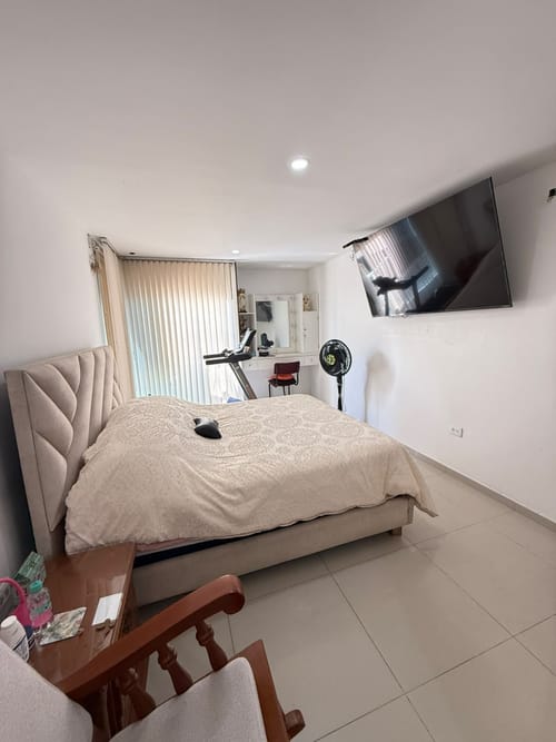 Apartamento de 3 alcobas en venta en Lagos Del Cacique, Bucaramanga, 120 m² · foto 2 de 17