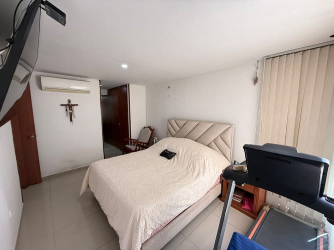 Apartamento de 3 alcobas en venta en Lagos Del Cacique, Bucaramanga, 120 m² · foto 3 de 17