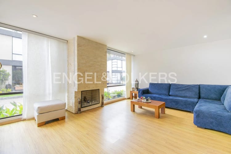 Casa de 3 alcobas en venta en Cementerio, Chía, 190 m² · foto 2 de 18