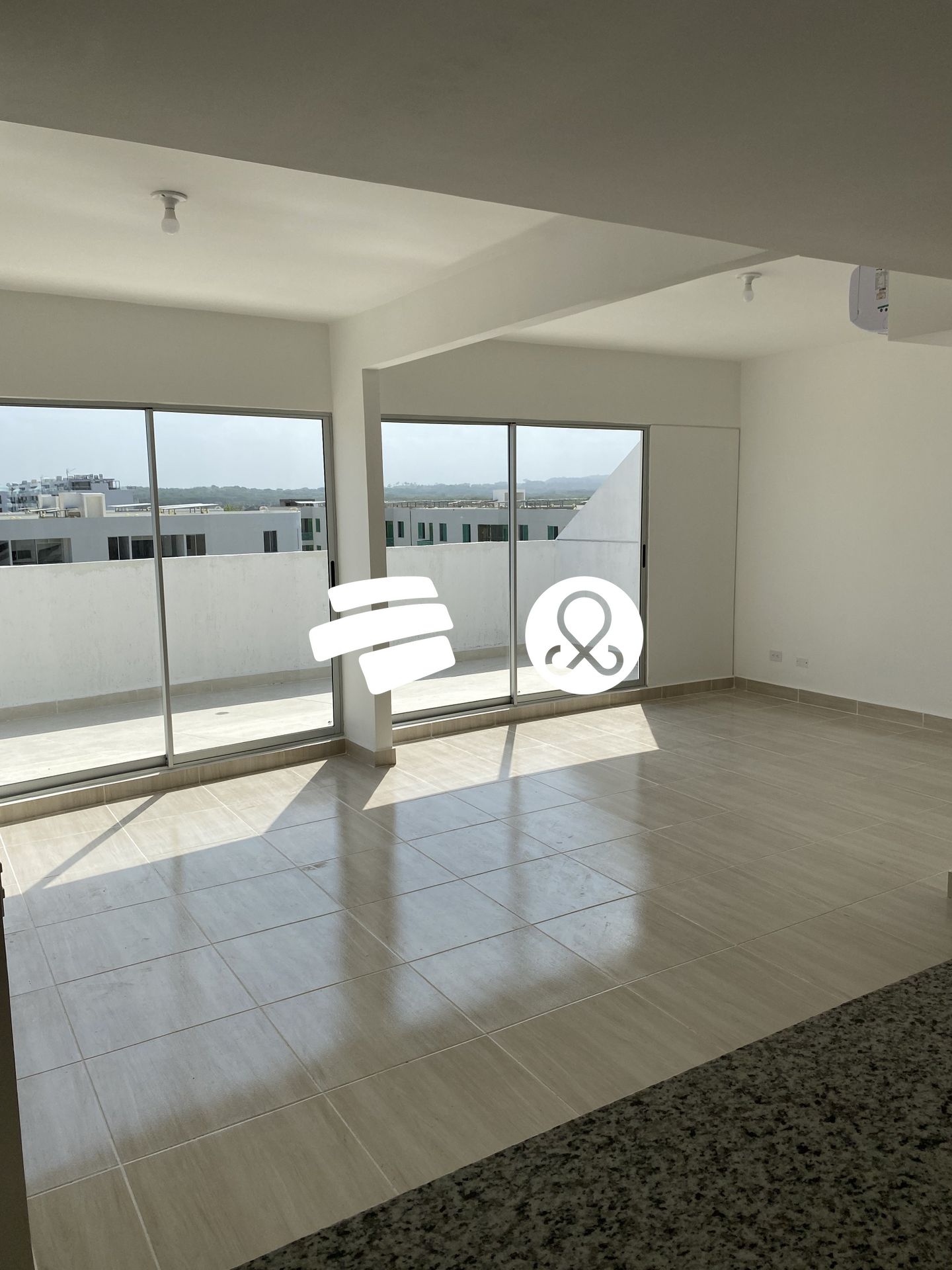 Apartamento en venta en Serena Del Mar, Cartagena · foto 2 de 10