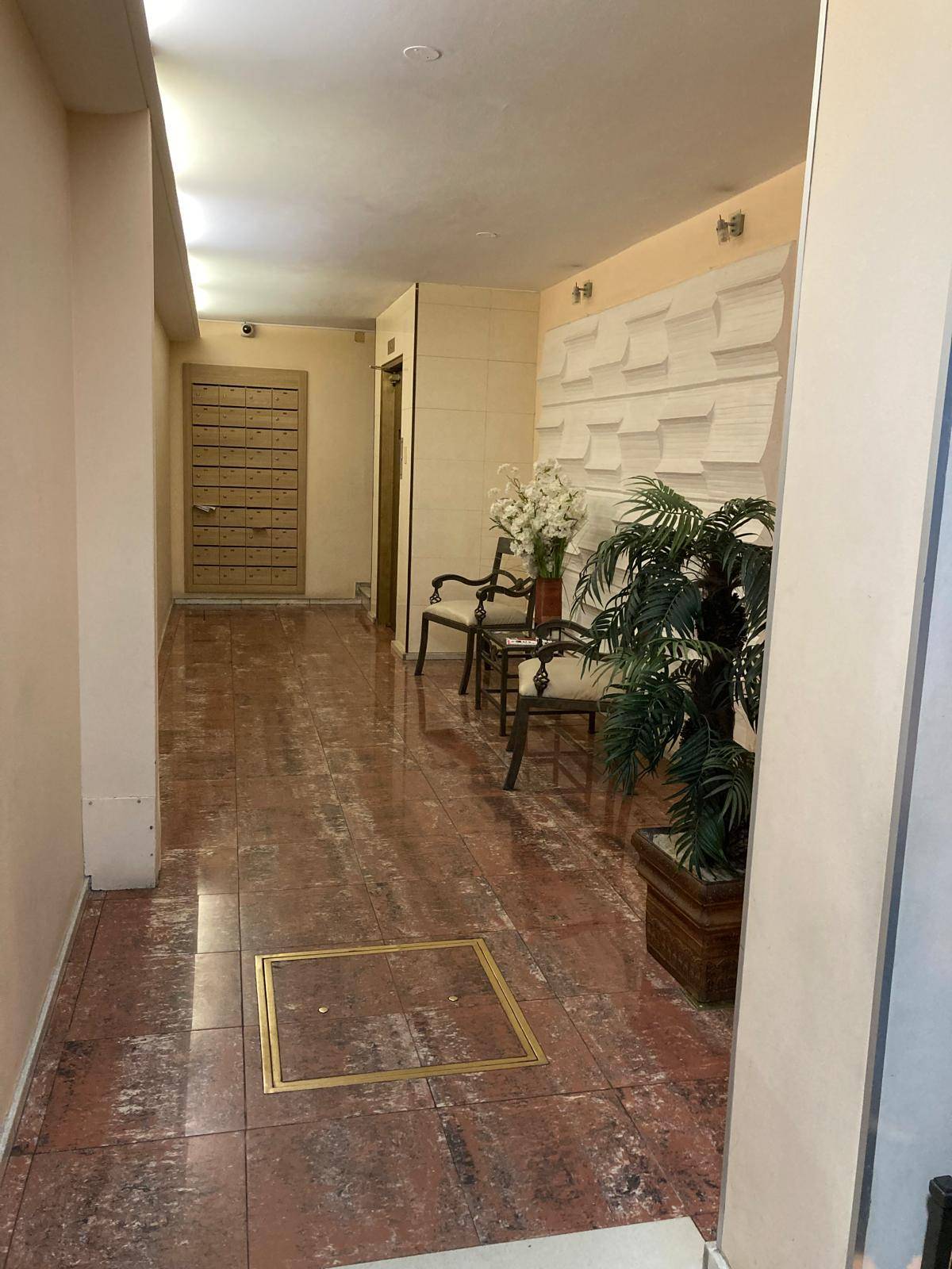ALQUILER DE APARTAMENTO VIVIENDA O OFICINA, 3DORM, CON GARAJE , TRES CRUCES · Foto 10