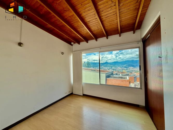 Casa de 4 alcobas en venta en El Poblado, Medellín, 183 m² · foto 19 de 24