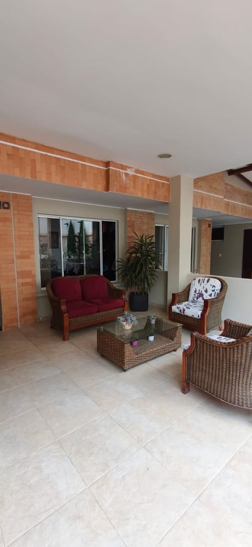 Casa de 5 alcobas en venta en Cabecera Del Llano, Bucaramanga, 450 m² · foto 9 de 24
