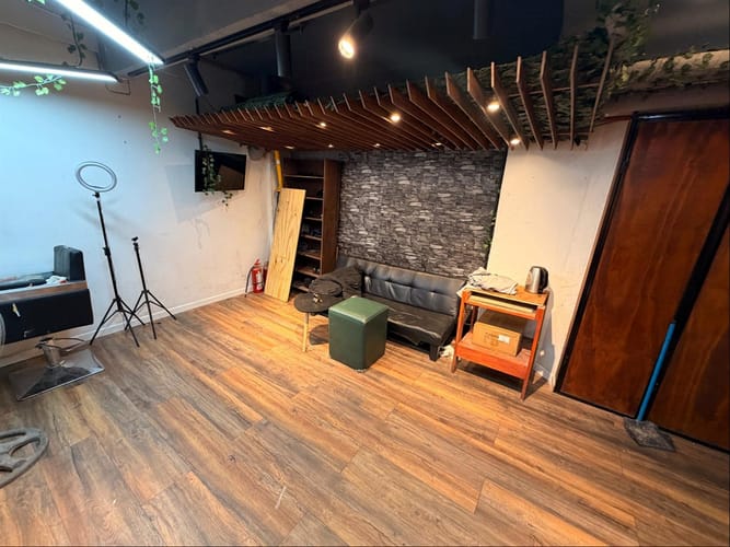Local Comercial en Alquiler · Foto 6