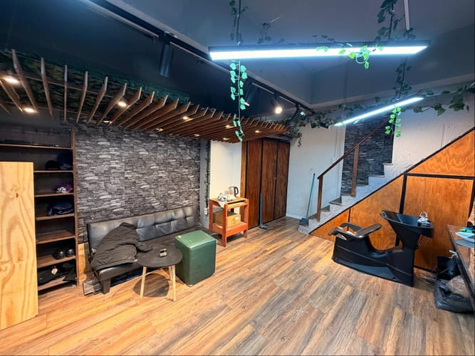 Local Comercial en Alquiler · Foto 8