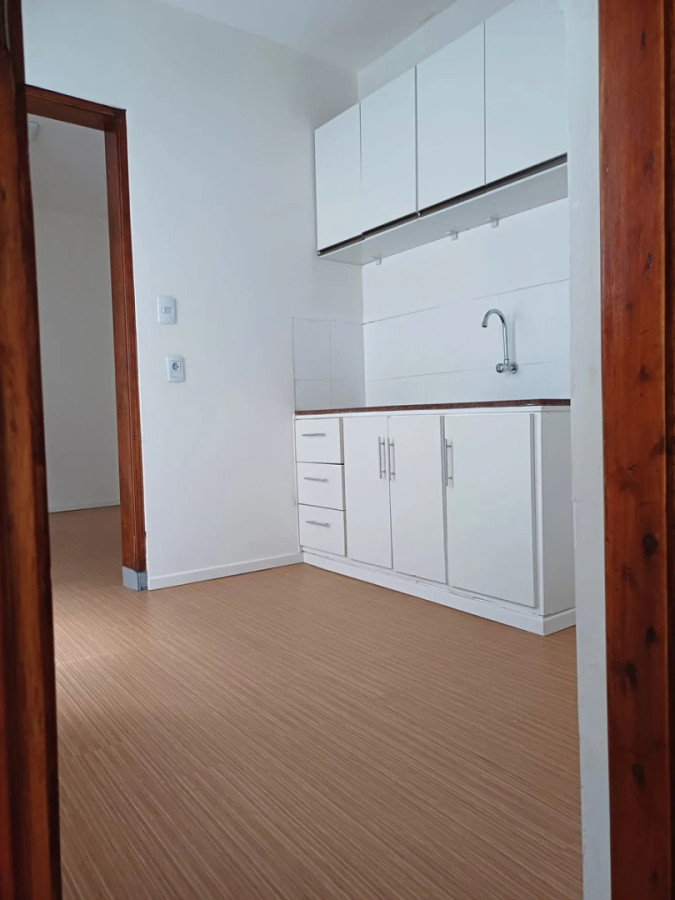 Alquiler Apartamento 1 Dormitorio Patio Excelente Ubicación Sin Gastos Comunes En Villa Muñoz · Foto 12