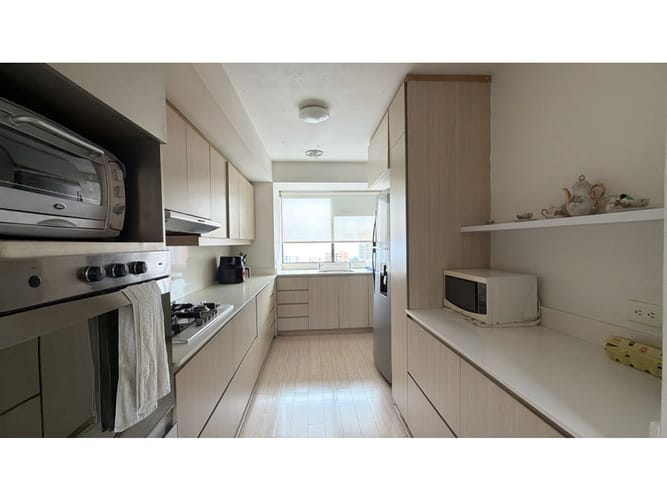 Apartamento de 3 alcobas en venta en Urbanizacion Arcoiris, Medellín, 158 m² · foto 4 de 18
