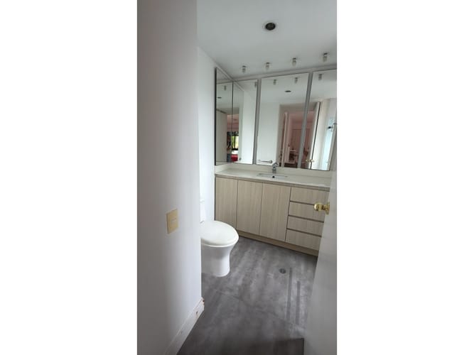 Apartamento de 3 alcobas en venta en Urbanizacion Arcoiris, Medellín, 158 m² · foto 14 de 18