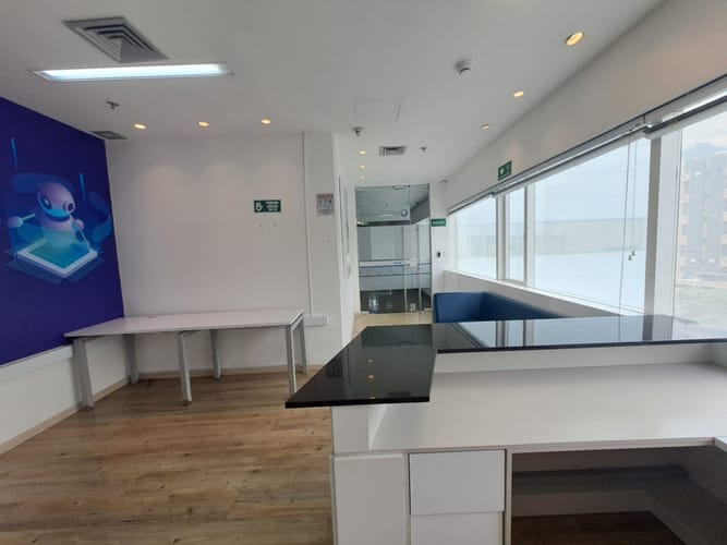 Oficina en arriendo en Manila, Medellín, 148 m² · foto 5 de 23