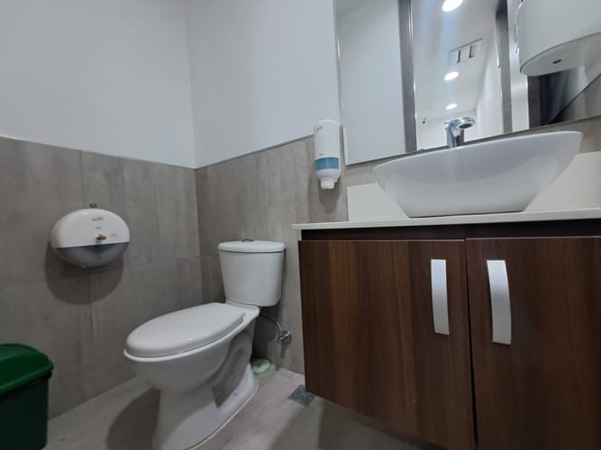 Oficina en arriendo en Manila, Medellín, 148 m² · foto 14 de 23