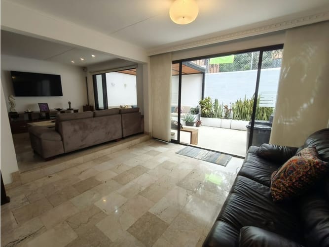 Casa de 4 alcobas en venta en Altos Del Poblado, Medellín, 266 m² · foto 6 de 24