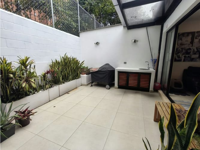 Casa de 4 alcobas en venta en Altos Del Poblado, Medellín, 266 m² · foto 8 de 24