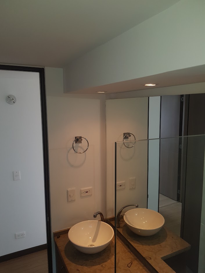 Apartamento en venta en Castilla, Bogotá · foto 7 de 17
