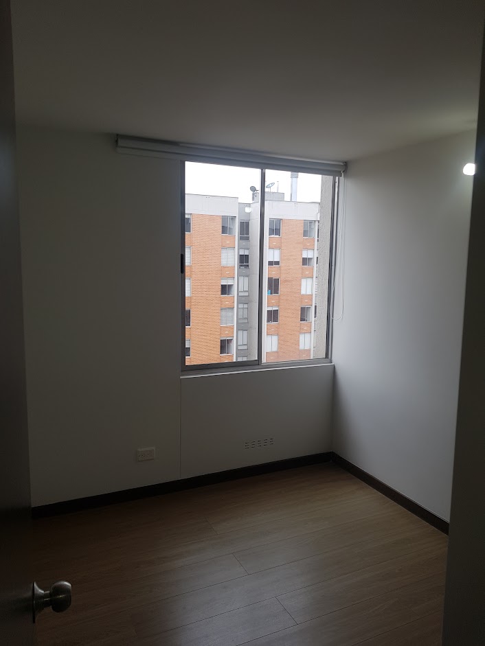 Apartamento en venta en Castilla, Bogotá · foto 8 de 17