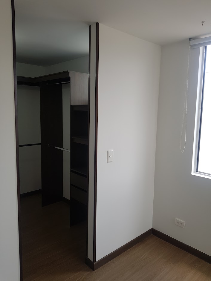 Apartamento en venta en Castilla, Bogotá · foto 10 de 17