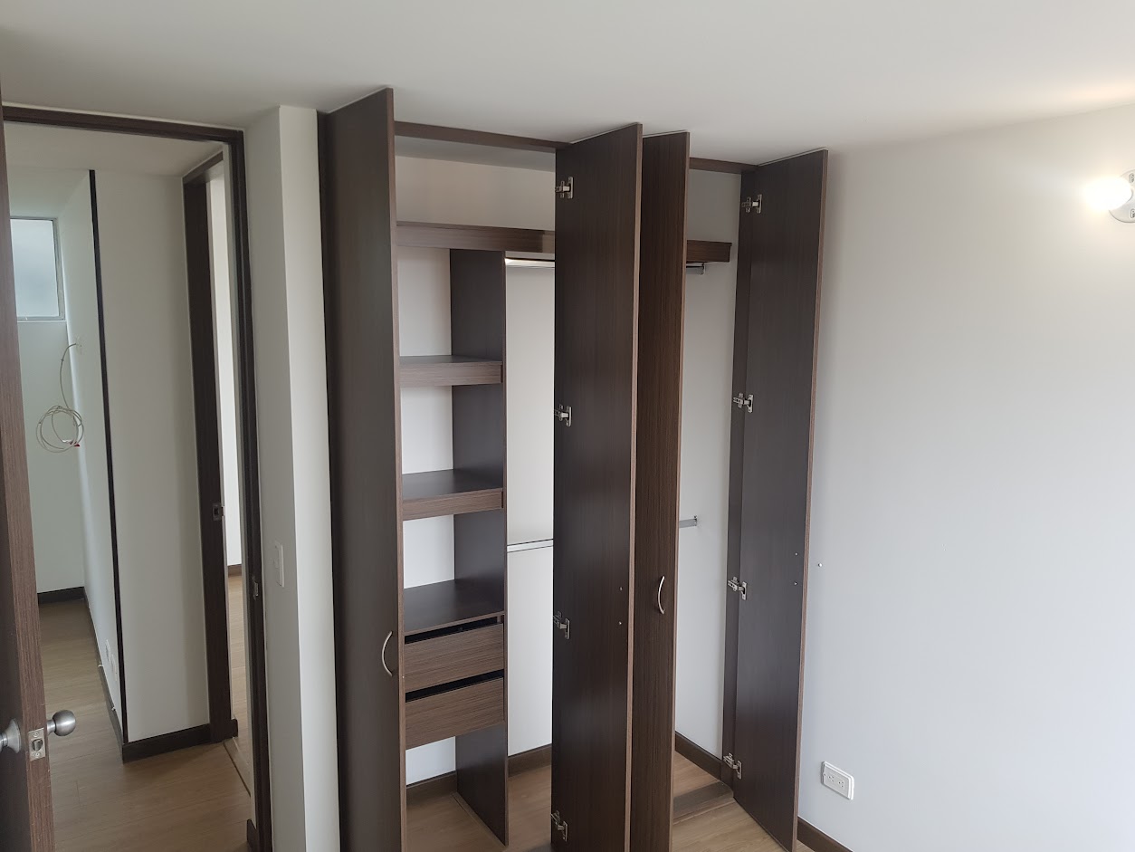 Apartamento en venta en Castilla, Bogotá · foto 13 de 17
