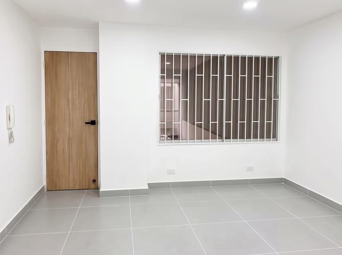Oficina en arriendo en La Floresta, Medellín, 23 m² · foto 4 de 6