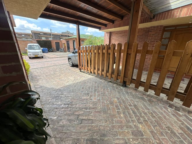 Casa de 4 alcobas en venta en Alameda De Rio Frio, Chía, 164 m² · foto 2 de 24
