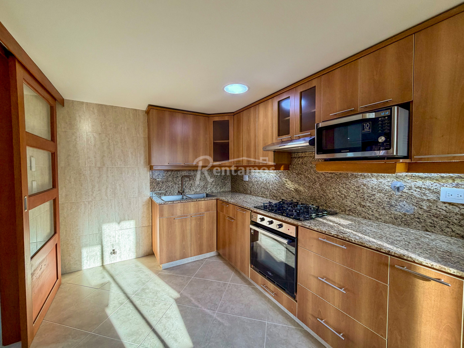 Apartamento en arriendo en La Frontera, Medellín · foto 7 de 22