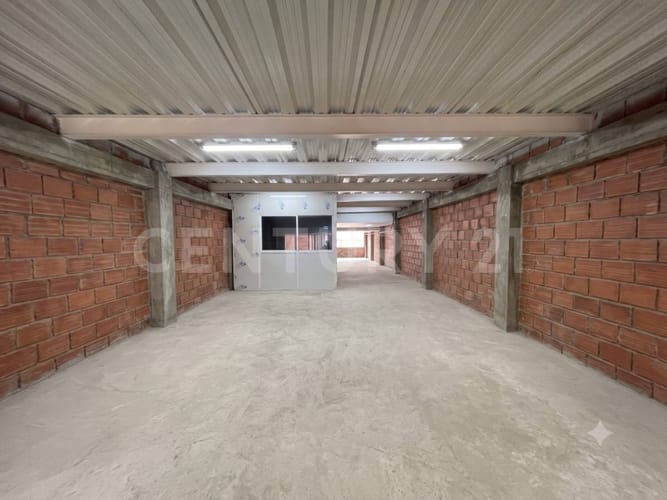 Bodega en venta en Belalcazar, Cali, 660 m² · foto 19 de 23
