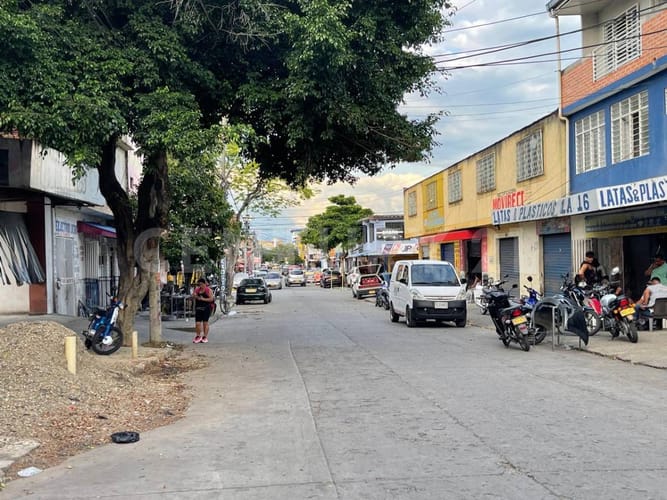 Bodega en venta en Belalcazar, Cali, 660 m² · foto 22 de 23