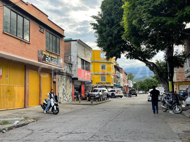 Bodega en venta en Belalcazar, Cali, 660 m² · foto 23 de 23