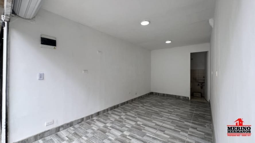 Local en arriendo en Santa Lucia, Medellín, 16 m² · foto 5 de 14