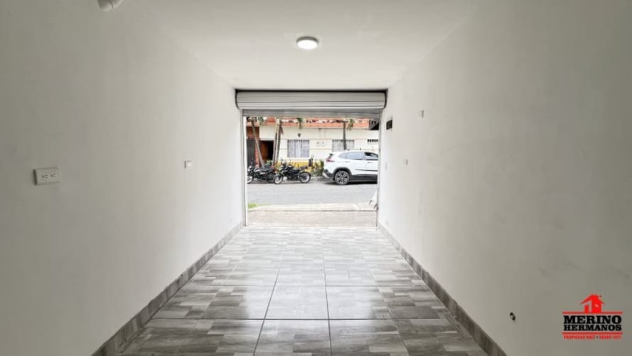 Local en arriendo en Santa Lucia, Medellín, 16 m² · foto 12 de 14
