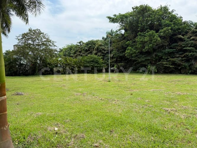 Lote en venta en La Poyata, Villavicencio, 1450 m² · foto 2 de 8