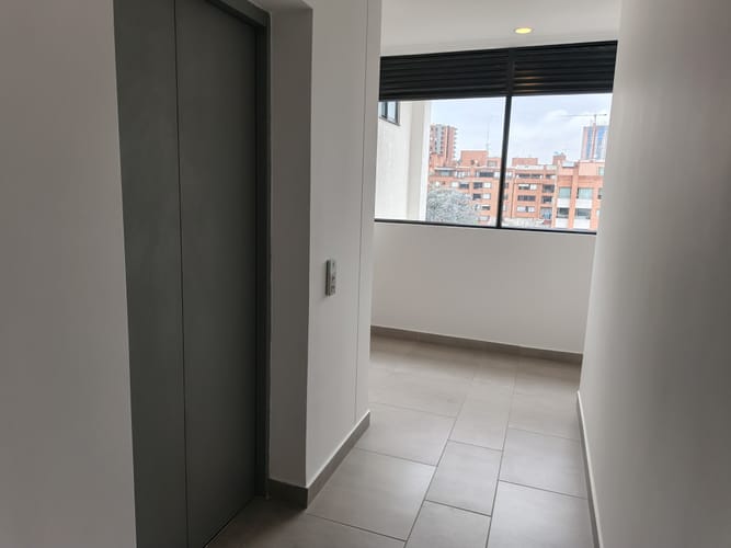 Apartaestudio en venta en Puente Largo, Bogotá, 21 m² · foto 4 de 16