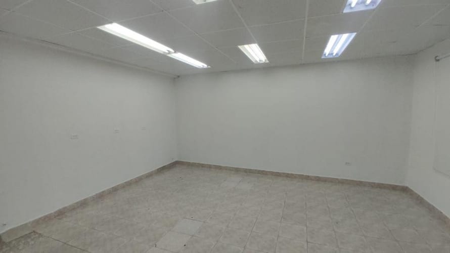 Local en venta en Versalles, Cali, 600 m² · foto 7 de 24