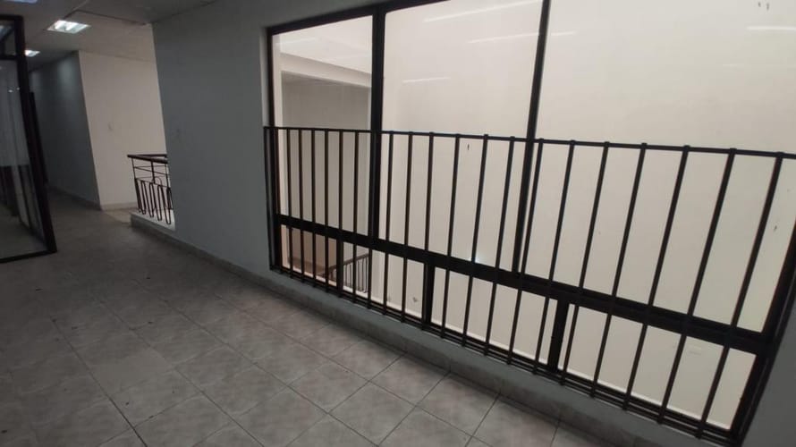 Local en venta en Versalles, Cali, 600 m² · foto 9 de 24