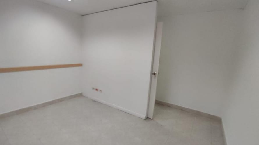 Local en venta en Versalles, Cali, 600 m² · foto 15 de 24