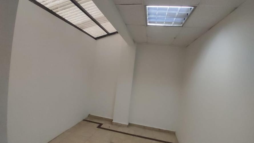 Local en venta en Versalles, Cali, 600 m² · foto 21 de 24