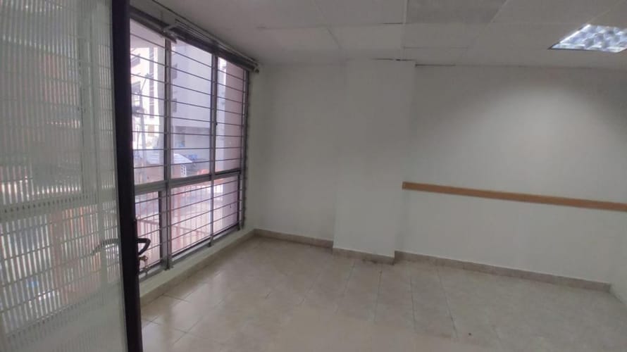 Local en venta en Versalles, Cali, 600 m² · foto 22 de 24
